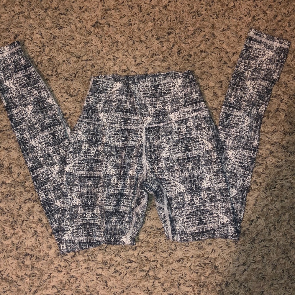 BUFFBUNNY leggings